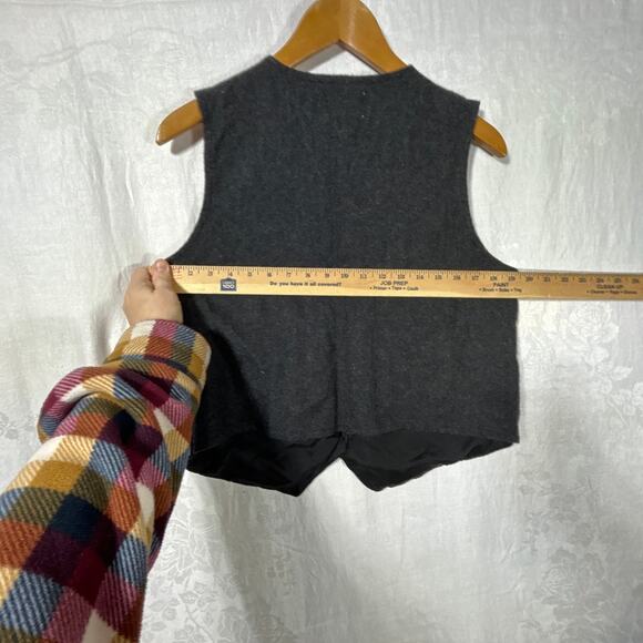Vintage Sweater Vest Small Wool Blend Felt Gray Red Snowflakes Hearts PHD - Picture 9 of 11